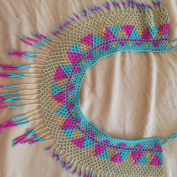 Handmade necklace from Nassau - Picture 1 of 2